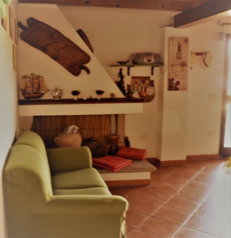 Gasthaus La Ginestra Orosei Exterior foto